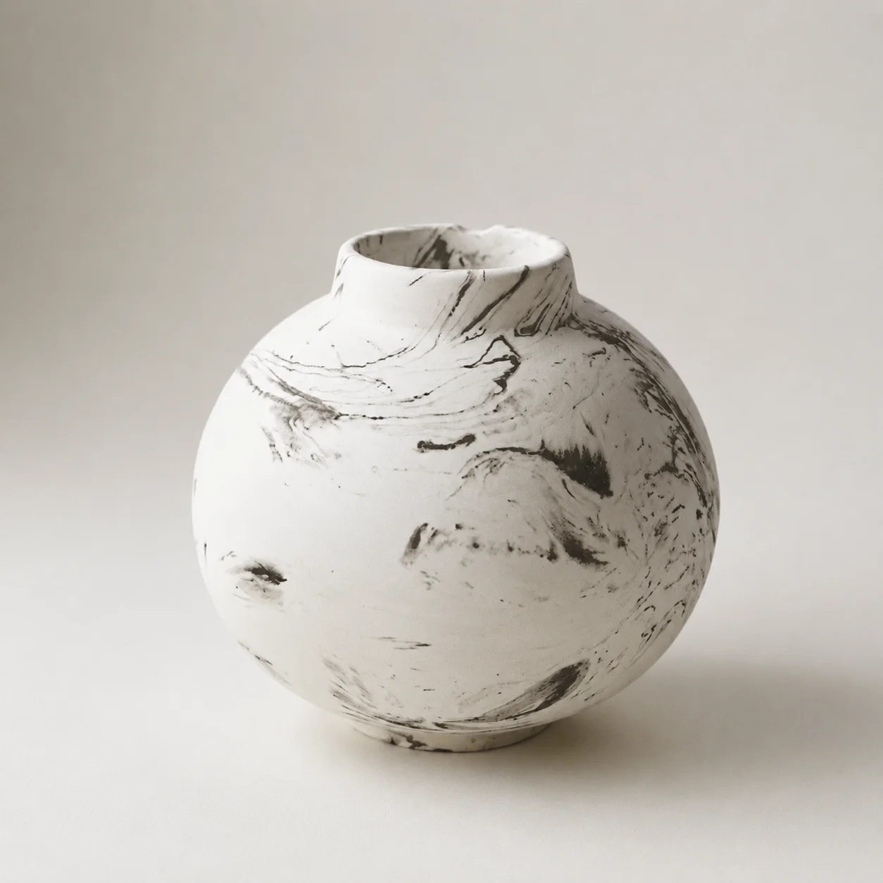 marbled-luna-vase-bellorivex